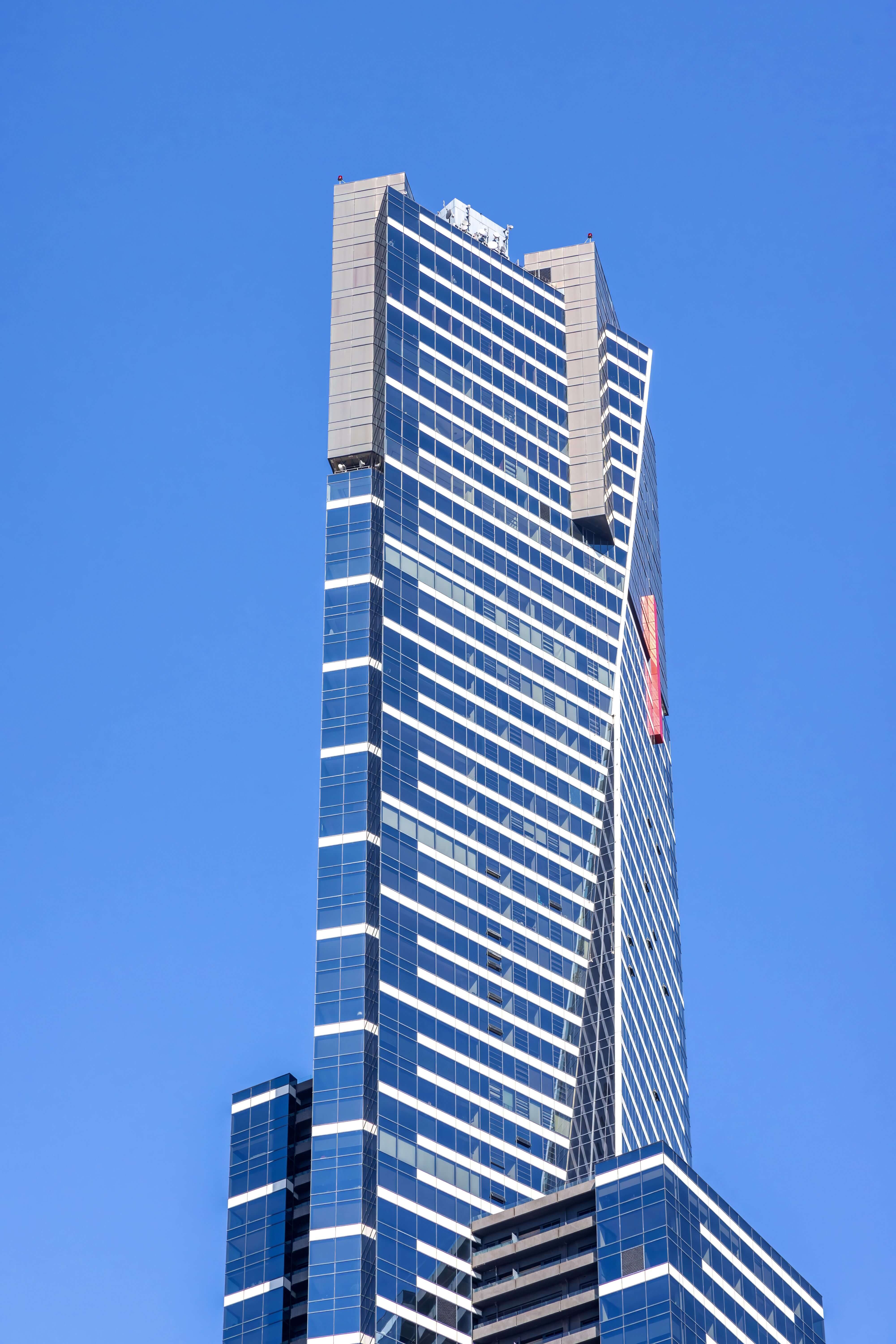 Melbourne's Eureka Skydeck>              
            <br>
            <a id=