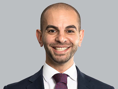 Kian Ghahramani, Partner at RSM Sydney, specialising in tax planning, business advisory, and strategic outsourcing for small businesses in various sectors including hospitality, IT, property, and pharmacy.