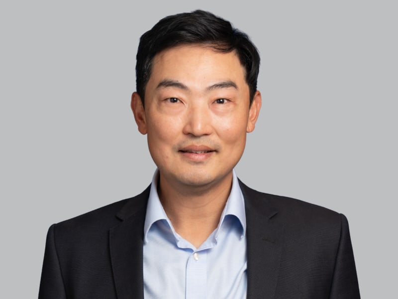 William-Zhang