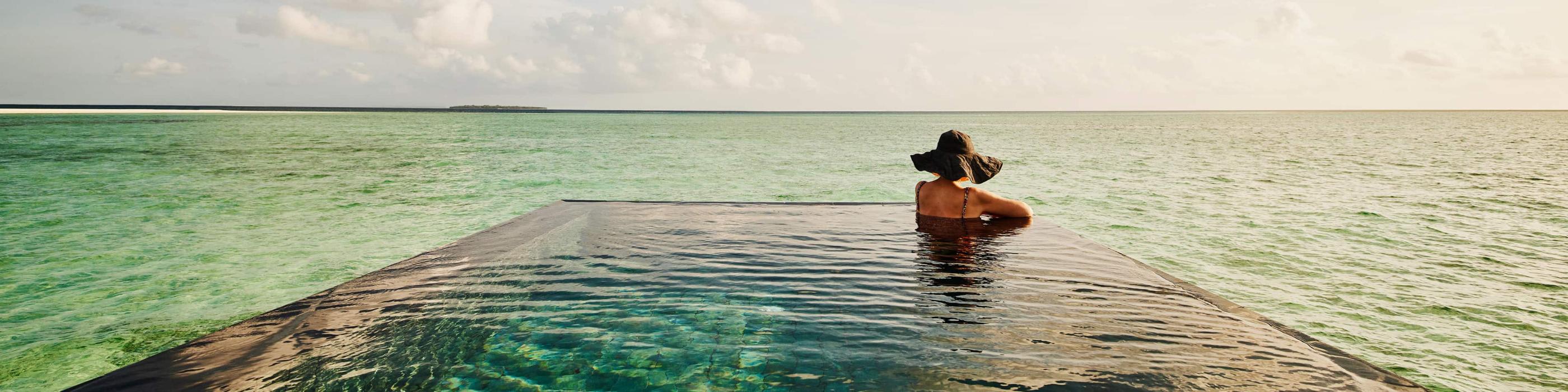starting or buying a tourism business