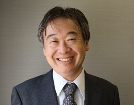 津田 格朗