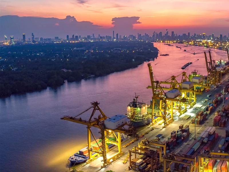 Navigating Global Supply Chains: Resilience, Innovation, and Sustainability