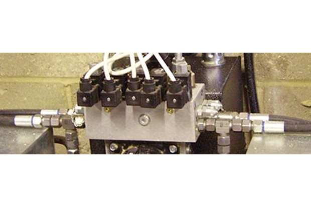 Hydraulic System with hoses, fittings and electric valves