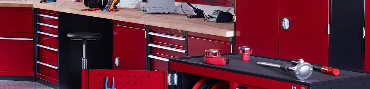bott cubio und verso Werkstatt-Schranksysteme