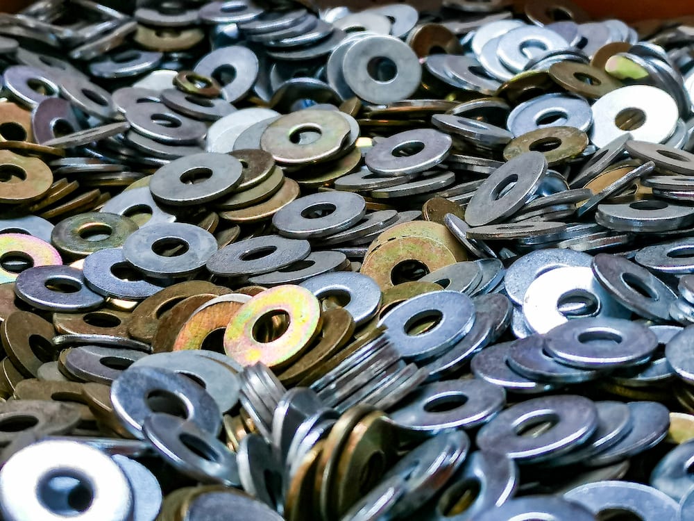 Spring Washer VS Flat Washer