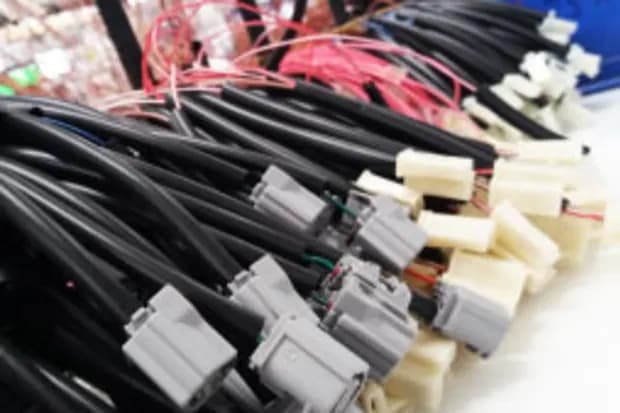 电缆接头和护套