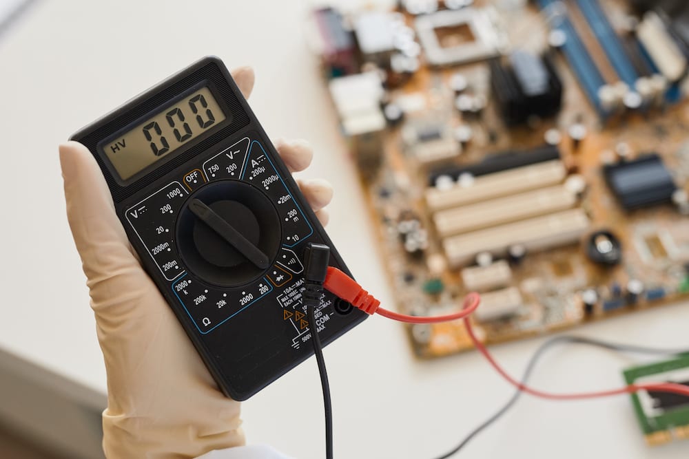 Choosing the Right Multimeter for Your Electrical Testing Needs