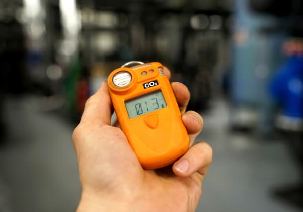 Pourquoi et comment installer un détecteur de monoxyde de carbone CO?