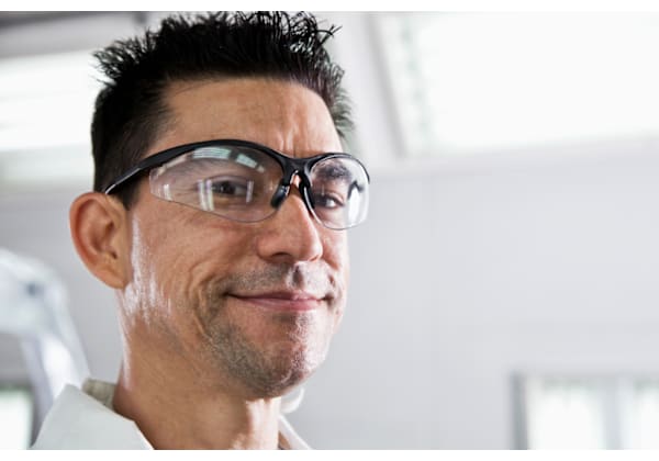 L’évolution de la norme EN166 vers EN-ISO 16321-1 pour les lunettes de protection : ce qu’il faut savoir