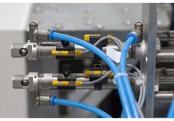 Improving Energy Efficiency in Pneumatic Systems