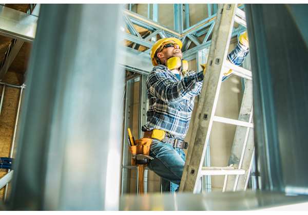 A Guide To Ladder Safety: Rules & Regulations