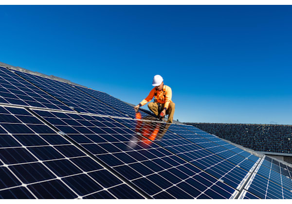 Maintenance des systèmes photovoltaïques : guide complet