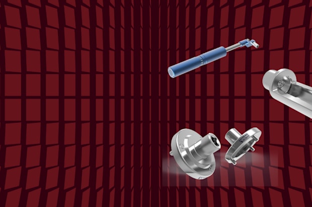 outils sur-mesure sur fond rouge