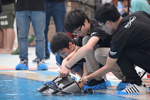 HKUST Robotics team