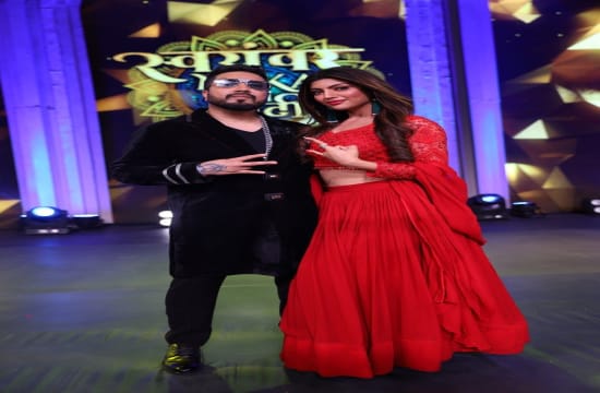 Akanksha Puri took entry in Star Bharat's popular show 'Swayamvar - Mika Di Vohti'