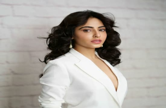 Niyati Fatnani shares experience about her role in Channa Mereya