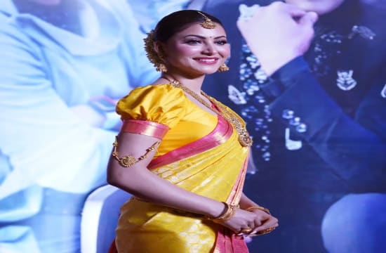 At the trailer launch of her Pan India film, Urvashi Rautela looked amazing and expressed her love for Dhoni and Rajinikanth - WATCH VIDEO NOW