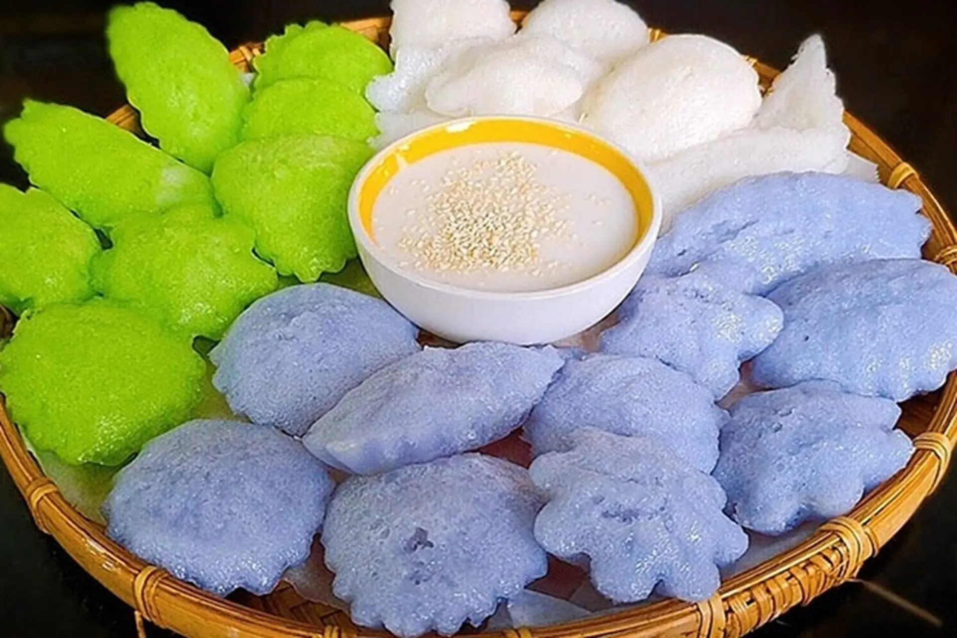 Bánh bò hấp truyền thống mềm xốp có rễ tre đẹp với Bột Bánh Bò Vĩnh Thuận