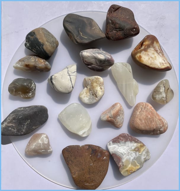 PebbleSky tumbling log started 08/27/22, updated 08/05/24 Rock