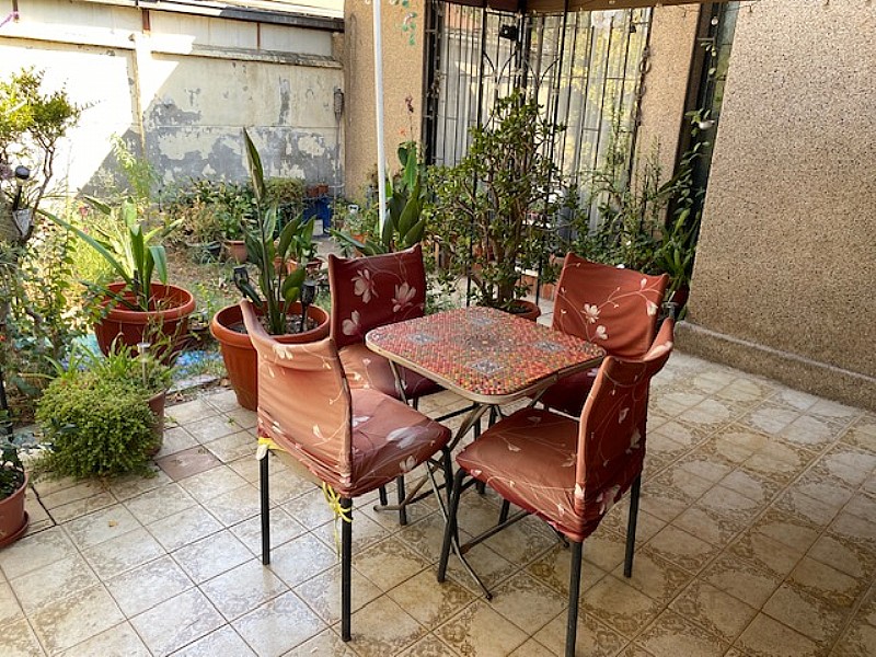 VENDEMOS CASA CON GRAN TERRENO EN VILLA MACUL