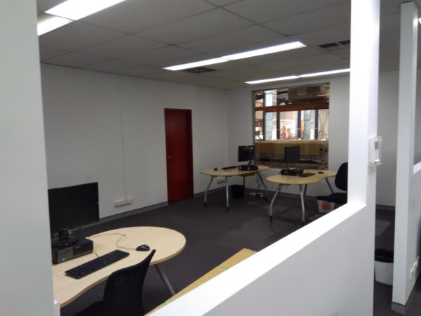 tidy office environment image of tidy office area in quiet level private offices to rent for prestons new south wales 2170 tidy office environment image of tidy office area in quiet level private offices to rent for prestons new south wales 2170