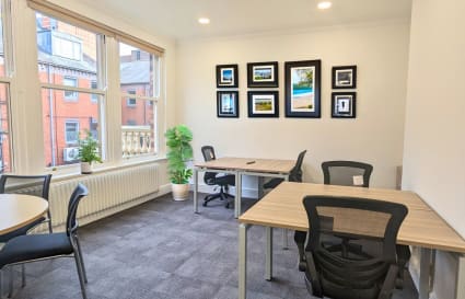 Private Office for up to 6 People | 280 Sq. Ft.