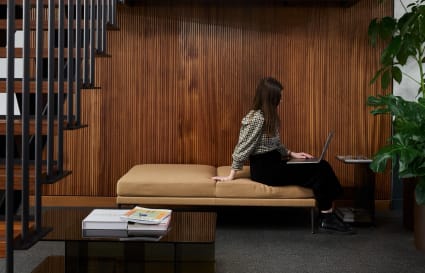 External Private Office for up to 21 People | 732 Sq. Ft.