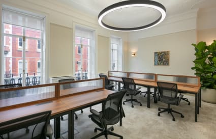 16 Person Private Office | 669 Sq. Ft.