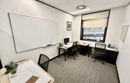 3 Person External Facing Private Office