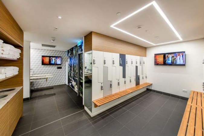 Image 1 of Internal 3 person office space