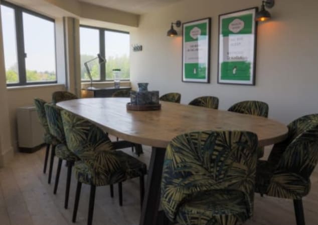 Image 1 of 6 Person Private Office in London | 222 Sq. Ft.