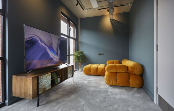 Image 1 of 22 Person Private Office in Manchester | 912 Sq. Ft.