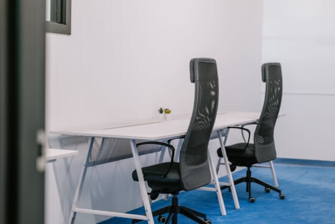 Image 1 of 5 Person Serviced Office