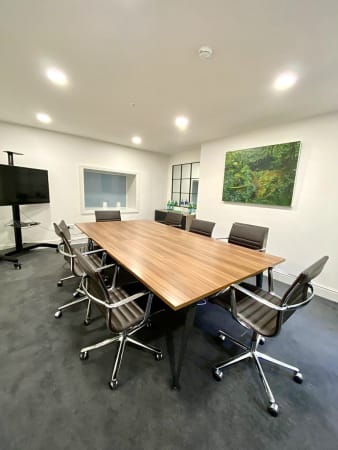 Image 1 of 8 Herbert Street, Dublin 2