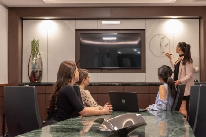 Image 1 of 3 Person internal plug and play workspace