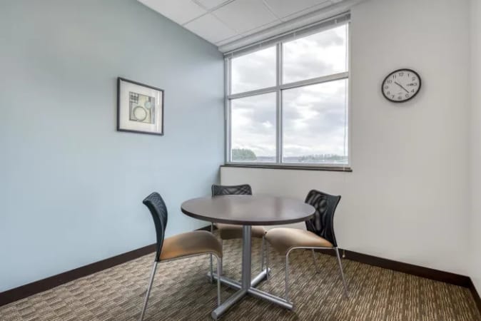 Image 1 of 615 Street Saint George Square Court, Winston-Salem