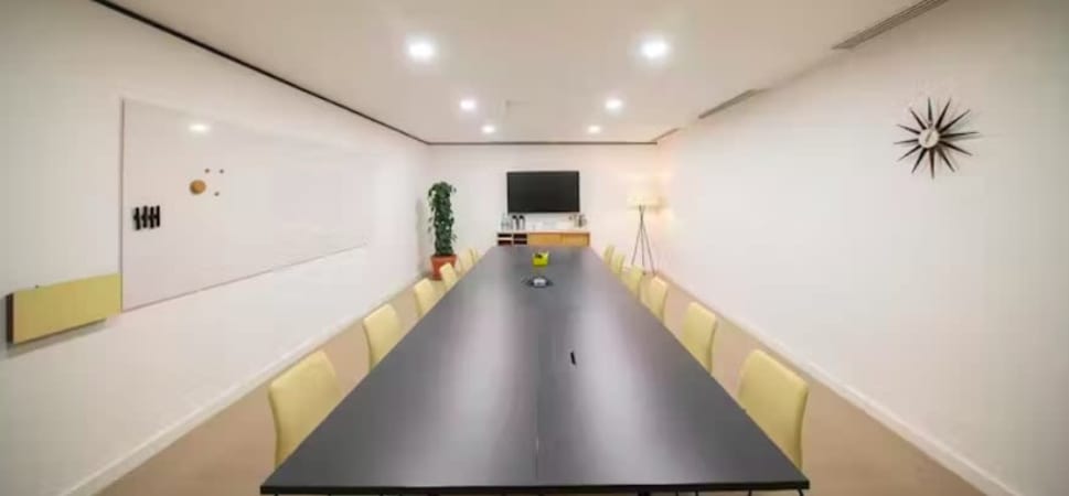 Image 1 of 7 Person External Private Office