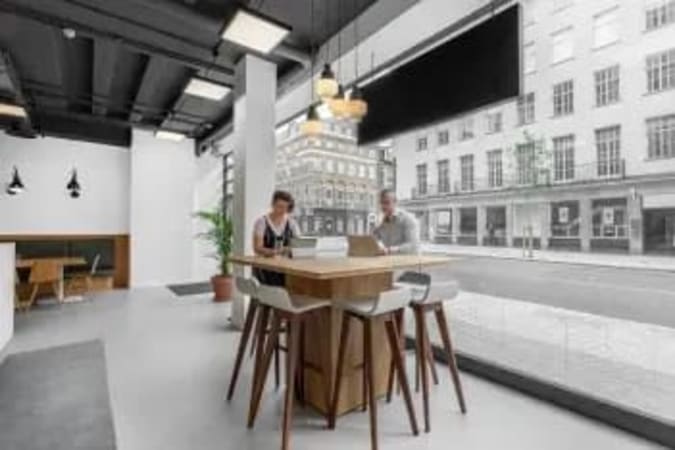 Image 1 of 15 Person Internal Private Office with Meeting Room in London