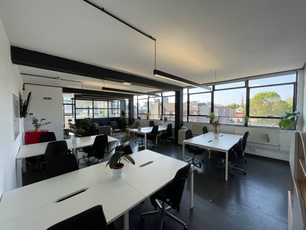 Image 1 of 30 Person Private Office with 2 Meeting Rooms | 990 Sq. Ft.