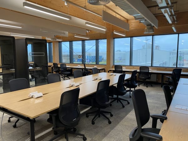 Image 1 of CoWorking Desk in Dundee