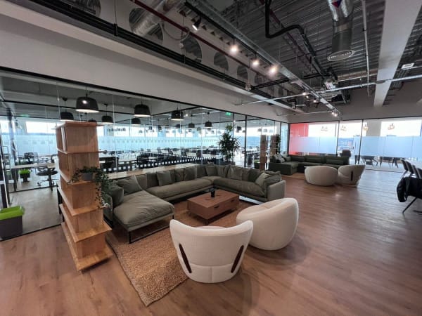 Image 1 of 40 Person External Private Office | 984 Sq. Ft.