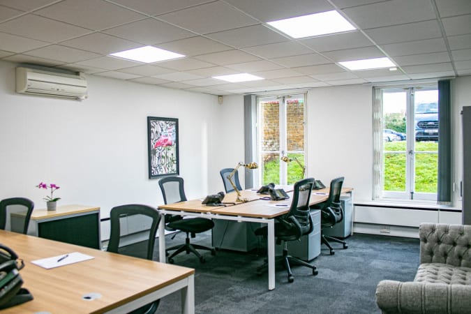 Image 1 of 7 Person External Private Office in Brentford | 289 Sq. Ft.