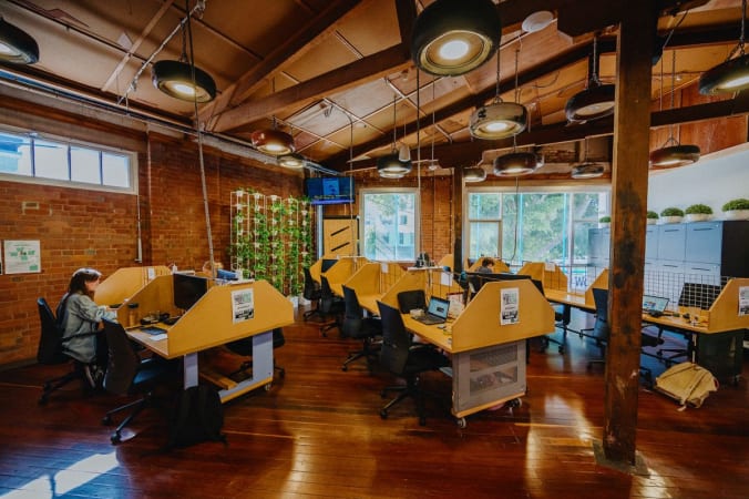 Image 1 of 4 Person Serviced Office