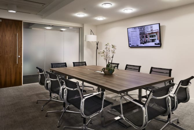 Image 1 of External Private Office for up to 18 People with Meeting Room | 891 Sq. Ft. 