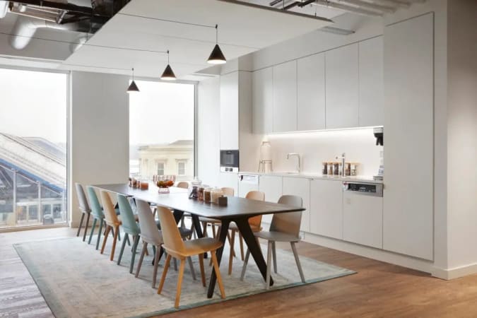 Image 1 of 5 Person Private Office | 179 sqft