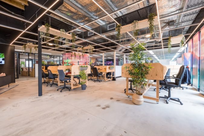 Image 1 of 6 Person Serviced Office