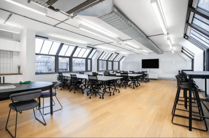 Image 1 of 42 Person Managed Office with 3 Meeting Rooms | 2,221 Sq. Ft.