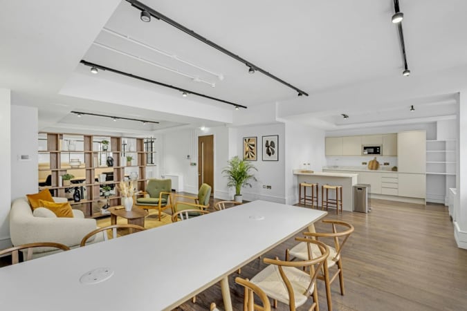 Image 1 of 10 Person Managed Office in Soho | 475 Sq. Ft.