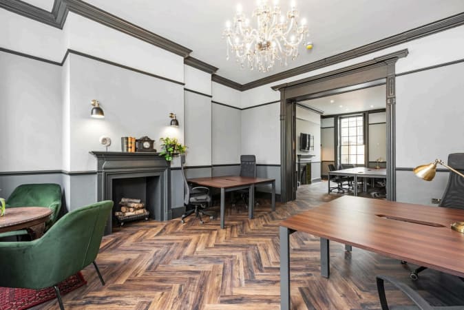 Image 1 of 10 Person Private Office in London