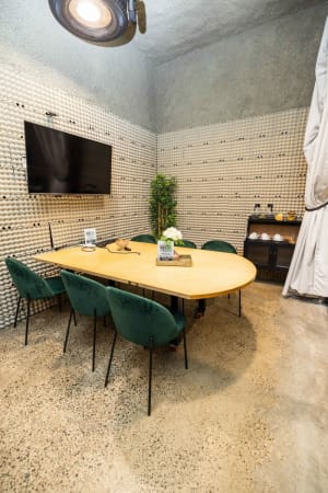 Image 1 of 7 Person Serviced Office